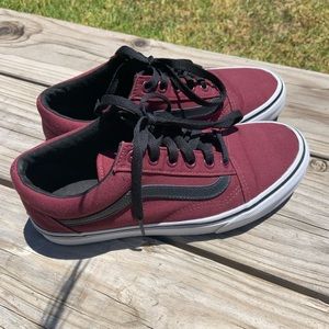 Vans Old Skool Lace Up’s
